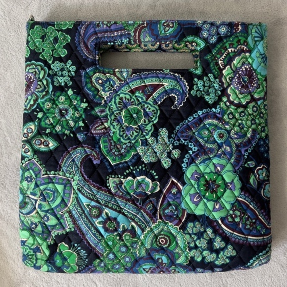 Vera Bradley - Picture 6 of 14